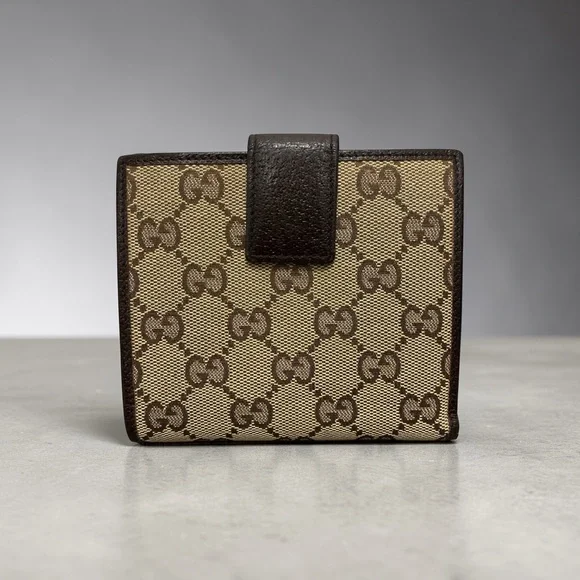 Gucci GG Canvas Compact Wallet - Picture 3 of 11